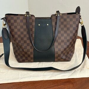 Louis Vuitton Tote/Shoulder Bag